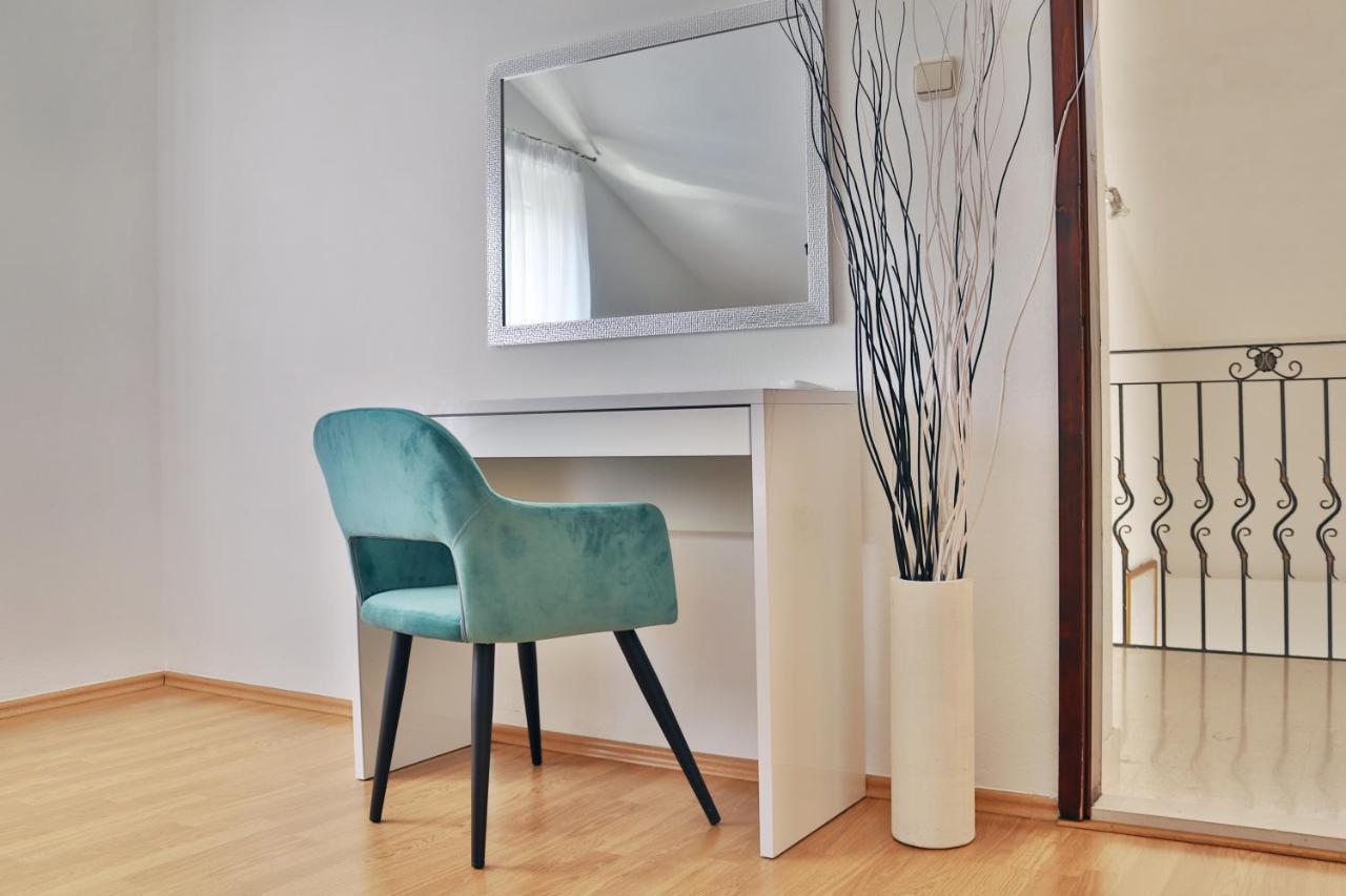 Villa Grand Pinea Čilipi Exteriör bild