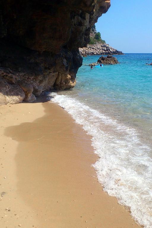 Villa Grand Pinea Čilipi Rum bild